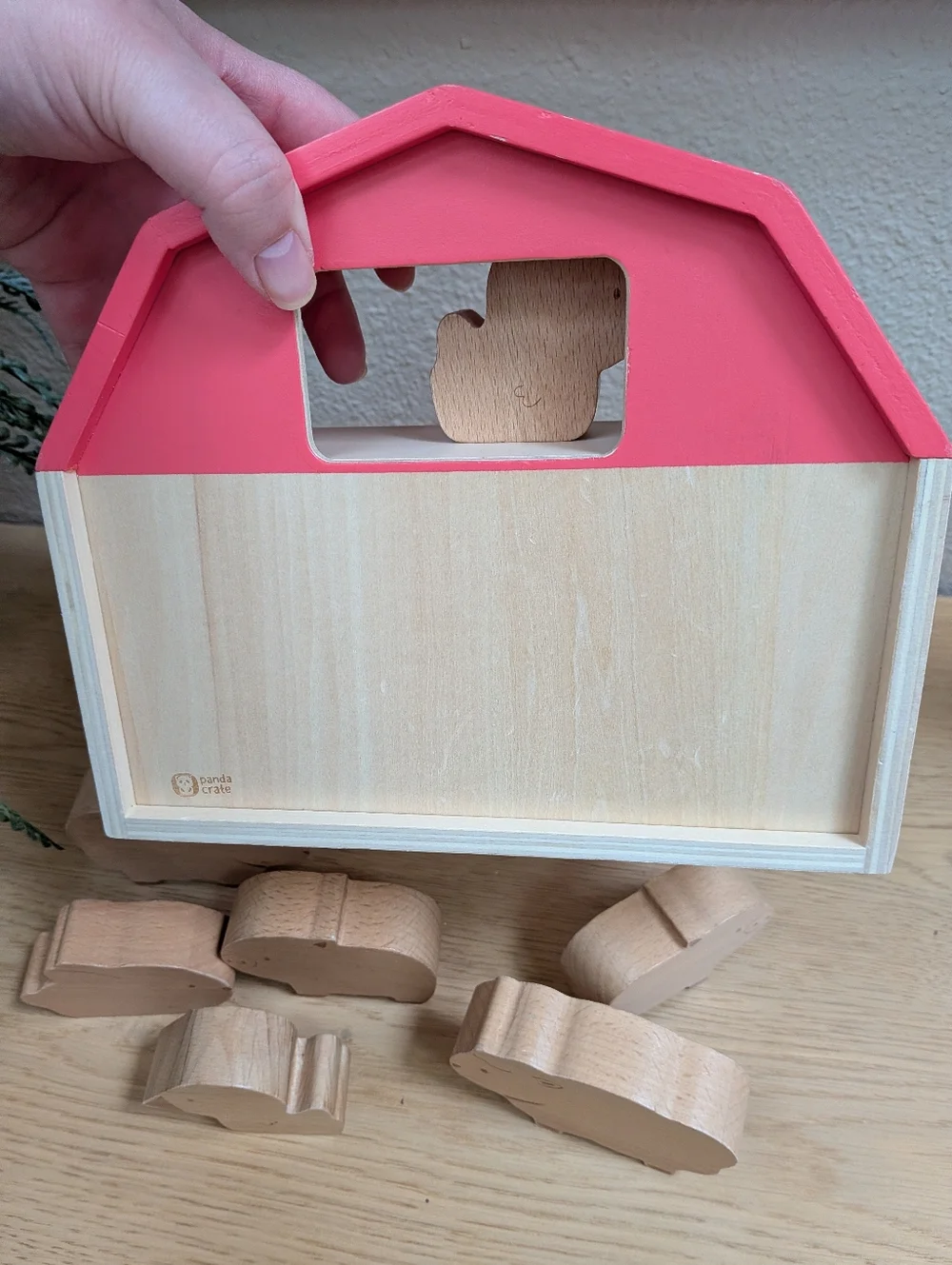 KiwiCo Panda Crate Wooden Barn And Wooden Stacking Farm Animals